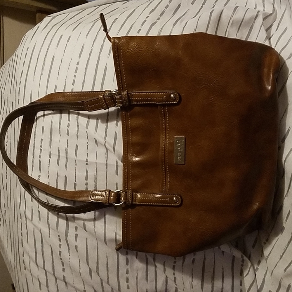 NINE & COMPANY Light Brown Leather Purse